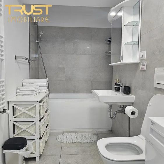 Garsonieră decomandată în Calea București
