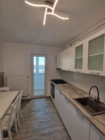 Apartament cu 3 camere decomandat în Podgoria