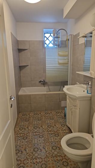 Apartament cu 2 camere decomandat în Săsar