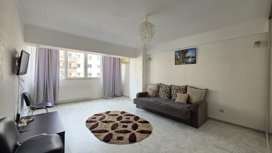 Apartament decomandat în Splaiul Unirii