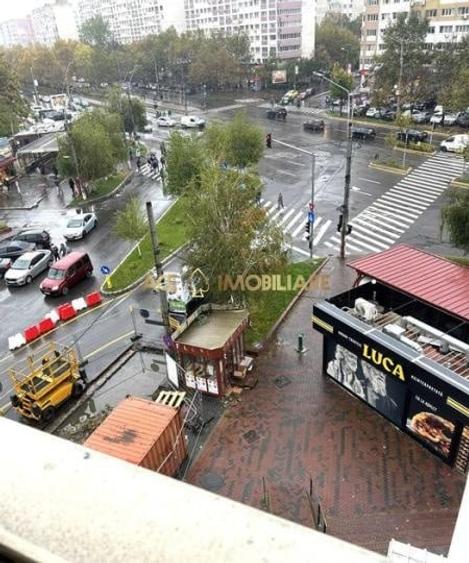 Garsonieră decomandată, mobilată în Dristor