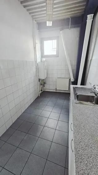 Birou, de 370 mp, în Bucureștii Noi