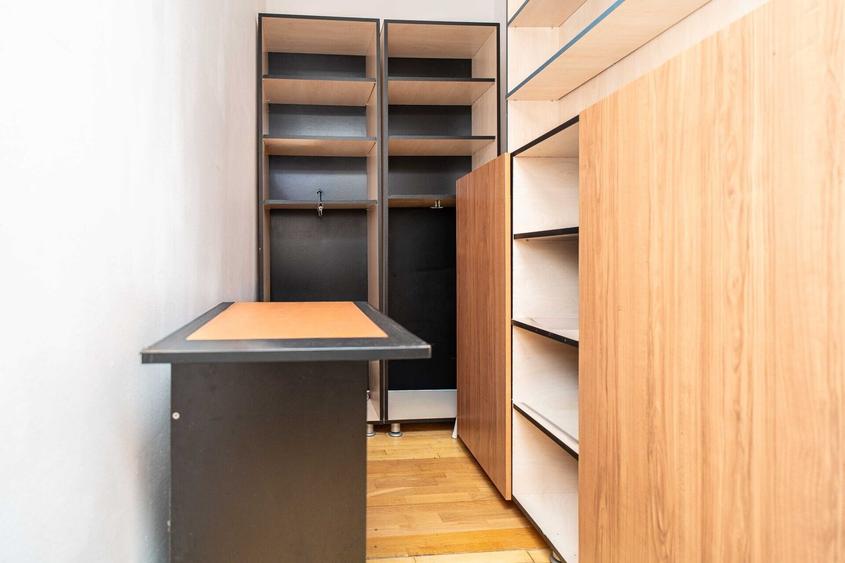 Apartament cu 3 camere, mobilat în Bucium