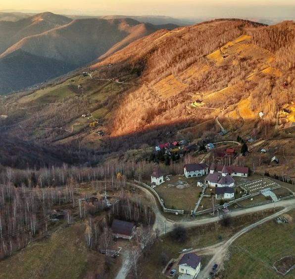 Teren de 15000 mp, în Muntele Rece