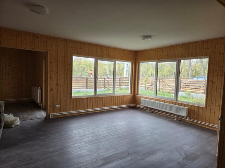 Casă individuală cu 4 camere cu Teren 1000 Mp în Brebu