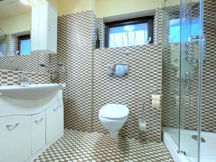 Casă individuală cu 4 camere cu Canalizare în Braytim