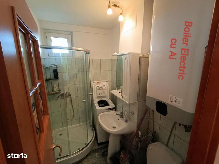Apartament cu 2 camere semidecomandat în Tineretului