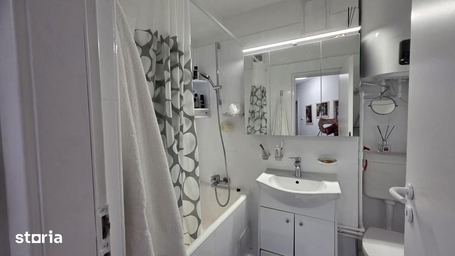Apartament cu 3 camere în Pantelimon