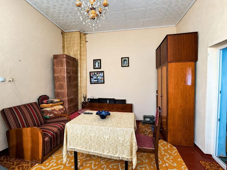 Casă individuală cu 3 camere cu Canalizare în Ultracentral