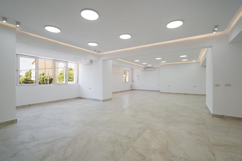 Spațiu comercial, de 235 mp, în Colentina