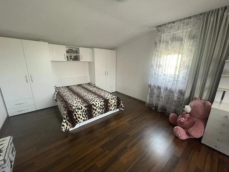 Casă cu Teren 300 Mp în Central
