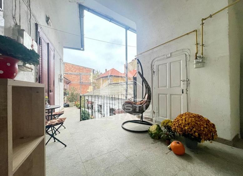 Apartament cu 2 camere decomandat, mobilat în Central