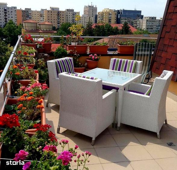 Apartament cu 3 camere decomandat, mobilat în Centru Civic