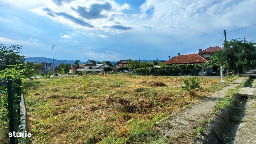 De Inchiriat - Teren 1233 Mp, Goranu - Dn7 - 1