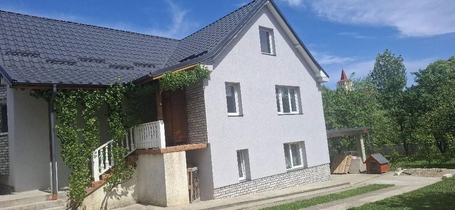 Casă cu 4 camere în Hereclean