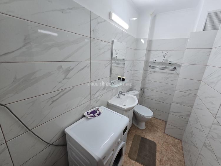 Apartament cu 3 camere decomandat, mobilat în P-ța Mihai Viteazu