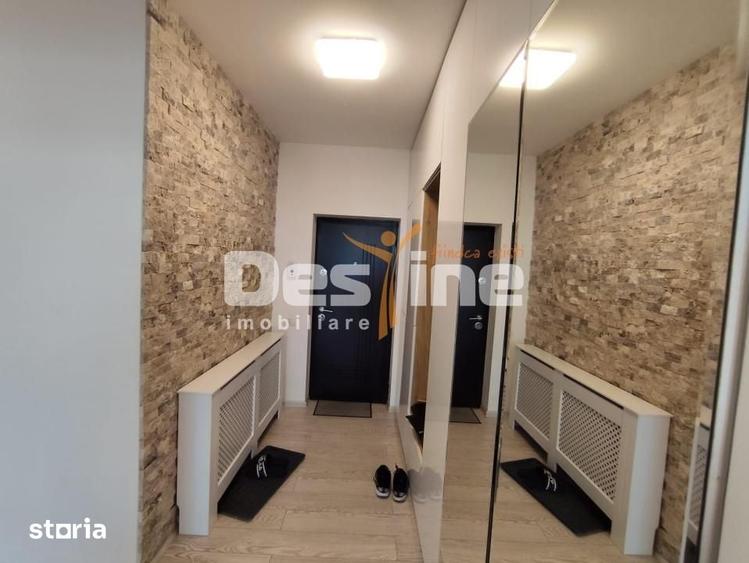 Apartament cu 3 camere decomandat în Blejoi