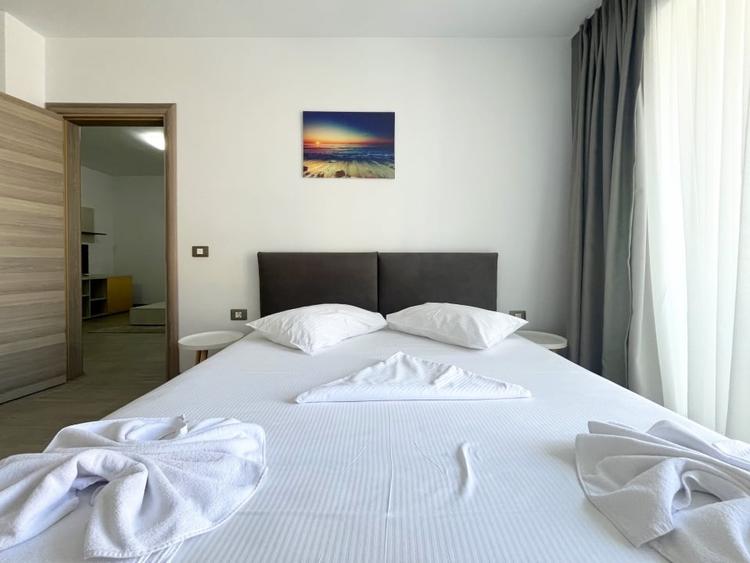 Apartament cu 2 camere, mobilat în Mamaia-Sat