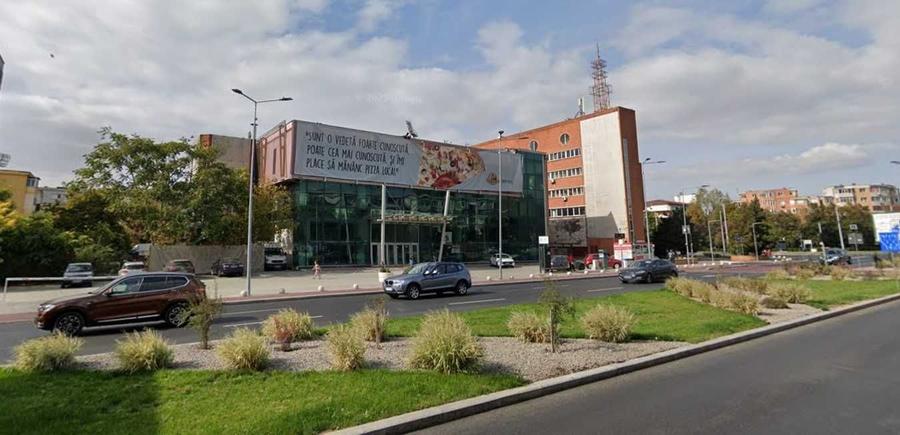Spațiu comercial, de 6,000 mp, în Central