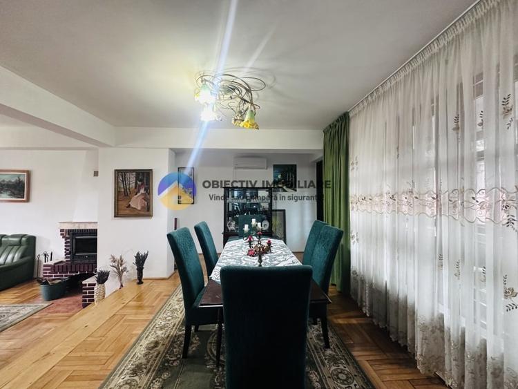 Casă cu 6 camere cu Teren 1584 Mp în Nord-Est