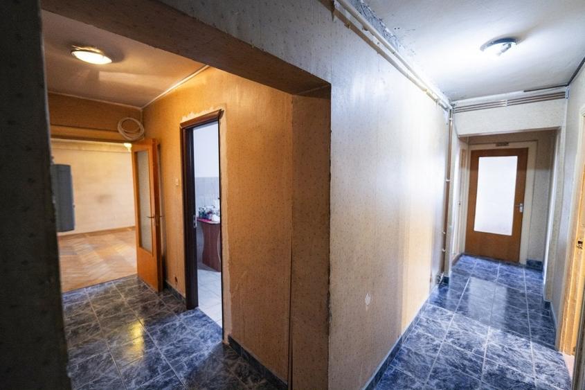 Apartament cu 3 camere decomandat în Ultracentral