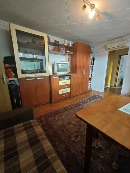 Apartament cu 2 camere semidecomandat în Săsar