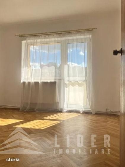 Apartament cu 3 camere în Zorilor