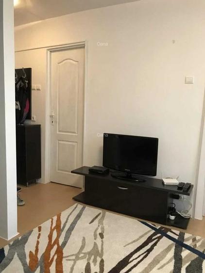 Garsonieră semidecomandată în Gorjului