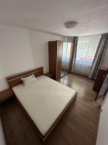 Apartament cu 2 camere în Uiești