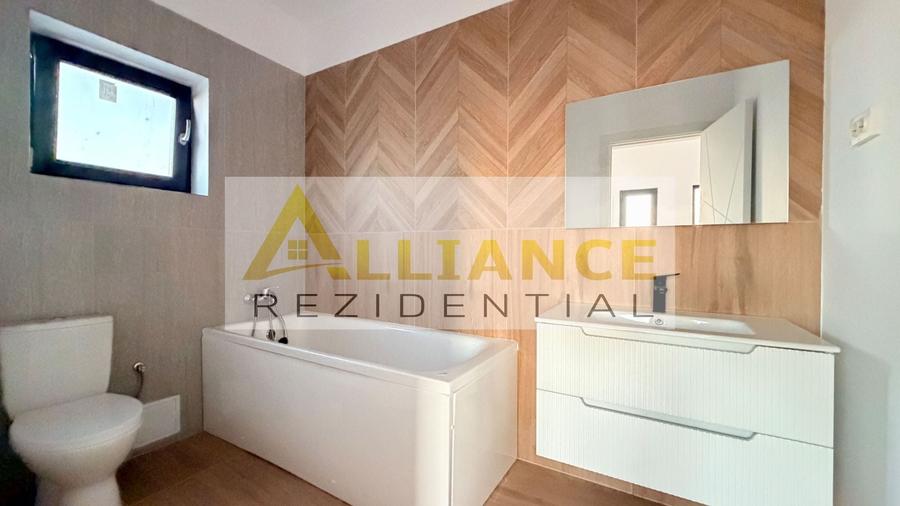 Casă individuală cu 3 camere cu Canalizare în Berceni