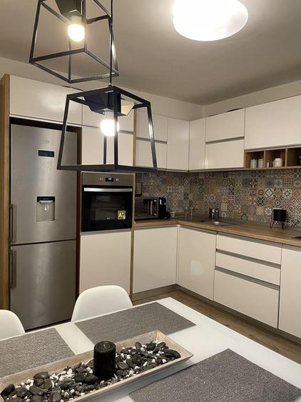 Apartament cu 2 camere decomandat în Cornitoiu