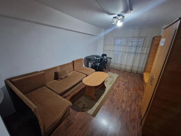 Apartament cu 2 camere decomandat în Dâmbovița