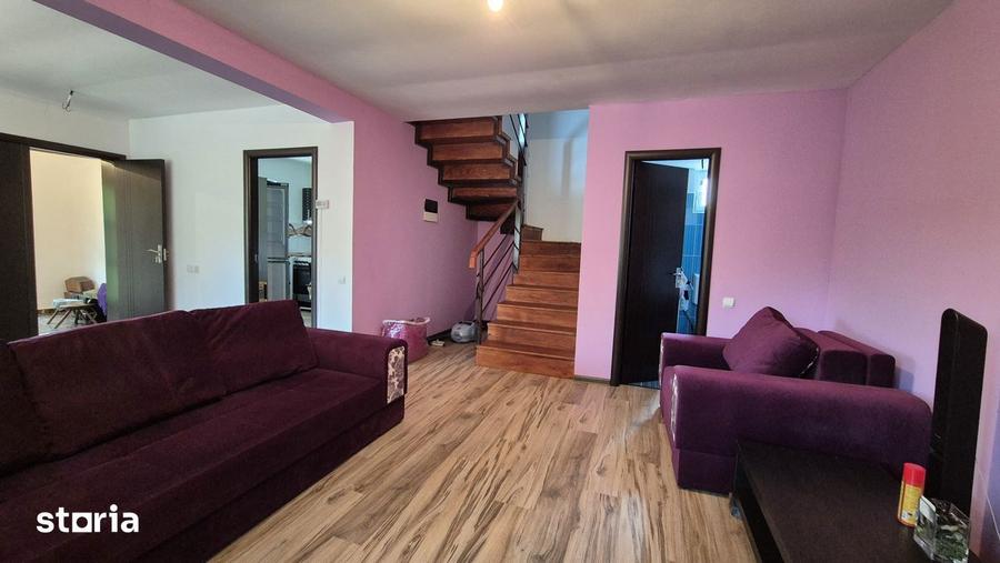 Casa 4 camere , plina de Liniste si Inconjurata de natura in Magurele - 3