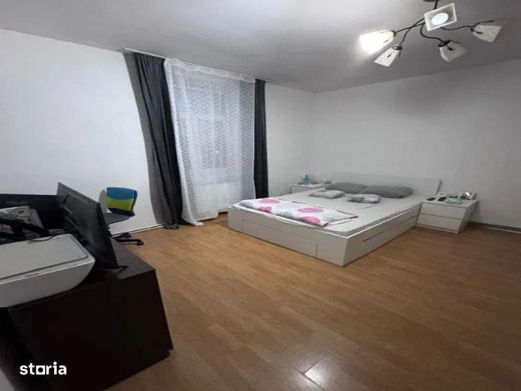 Apartament cu 2 camere nedecomandat în Ronaț
