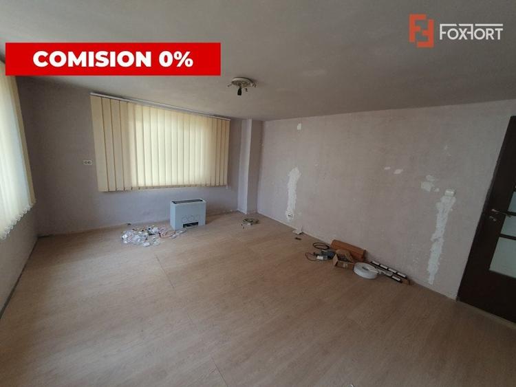 Birou, de 52 mp, în Complex Studențesc