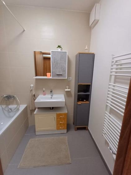 Apartament cu 2 camere decomandat în Tineretului