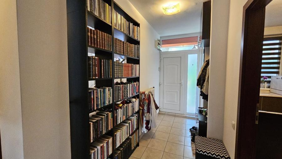 Casă individuală cu 3 camere cu Canalizare în Bună Ziua