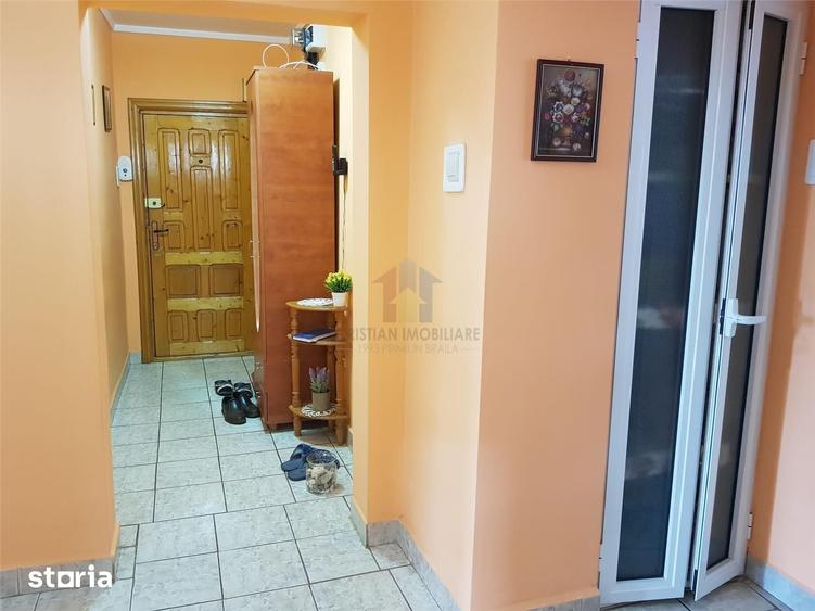 Apartament cu 3 camere decomandat în Gării