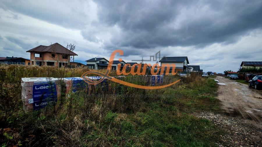 Teren agricol intravilan de 500 mp, în Cristian