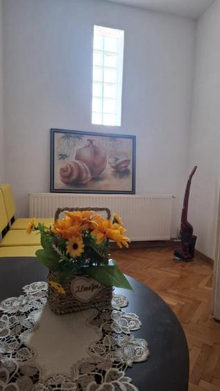 Inchiriez apartament situat in Medias la casa - 5
