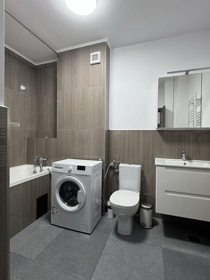 Apartament cu 3 camere în Dâmbul Rotund