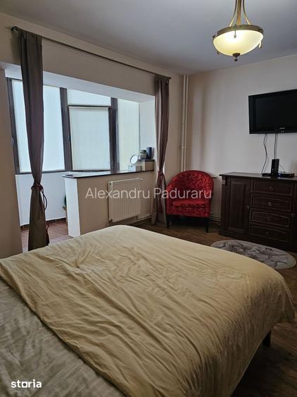 PACURARI-ap.1 camere,decomandat,liber,et.2/7, mobilat,utilat,38m!