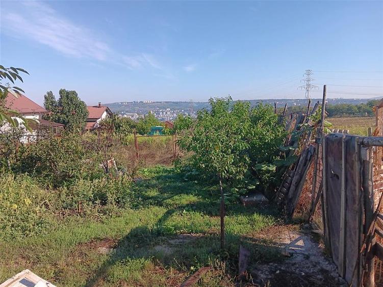 Teren Construcții intravilan de 550 mp, în Galata