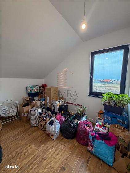 Casă cu 5 camere cu Teren 300 Mp în Sântandrei