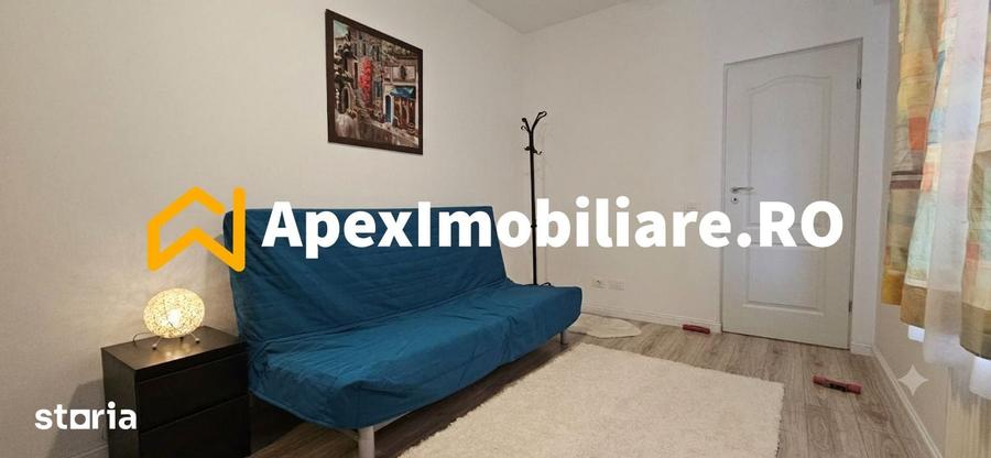 Apartament cu 3 camere semidecomandat în Dămăroaia
