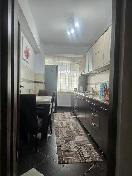 Apartament cu 2 camere decomandat în George Enescu