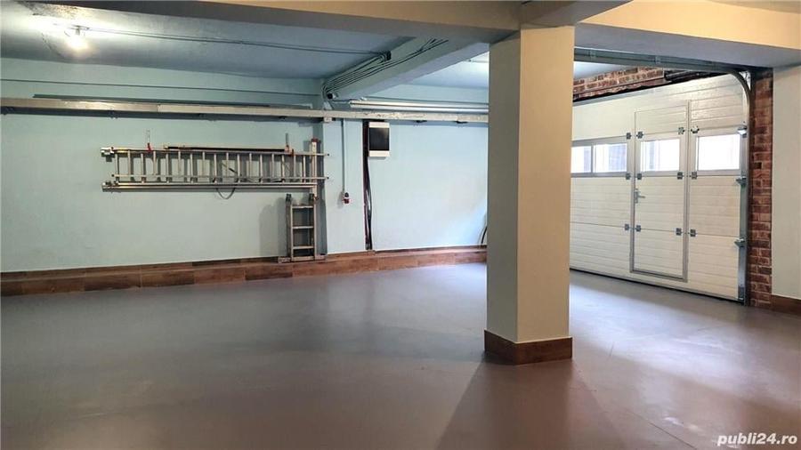 Spațiu comercial, de 570 mp, în Sebastian