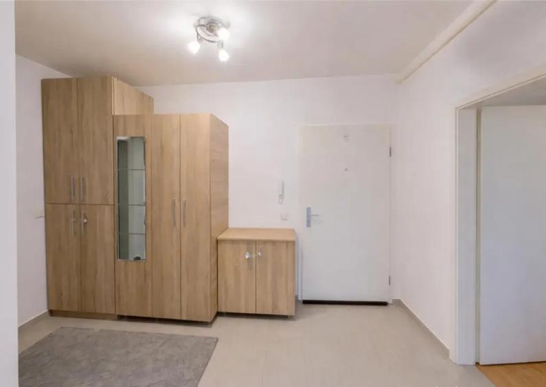 Apartament cu 2 camere decomandat în Avantgarden