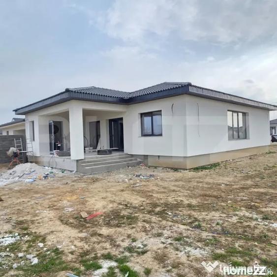Casă cu 4 camere cu Teren 546 Mp în Central