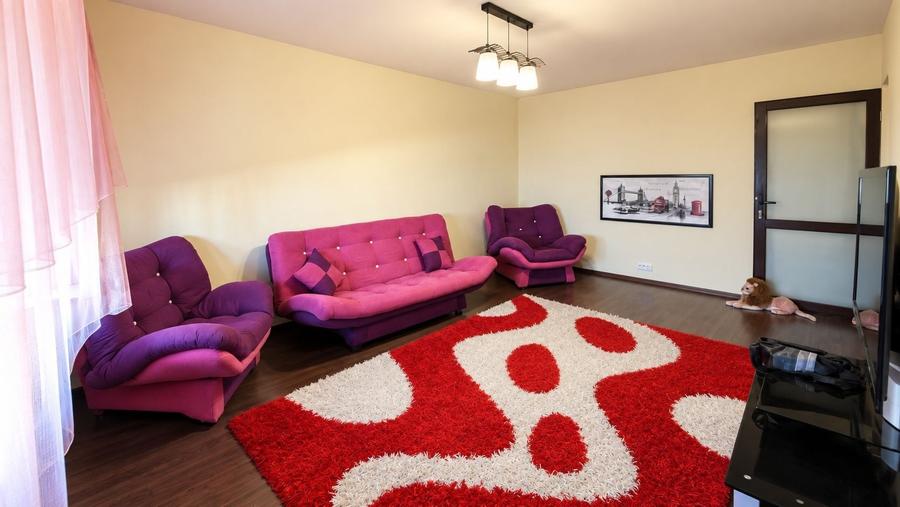 Apartament cu 3 camere decomandat, mobilat în Micălaca